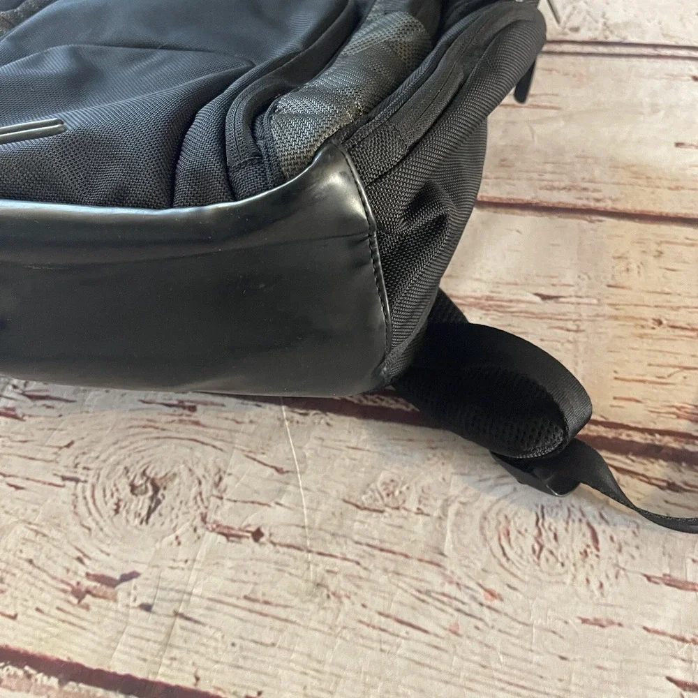 Tumi tech presidio